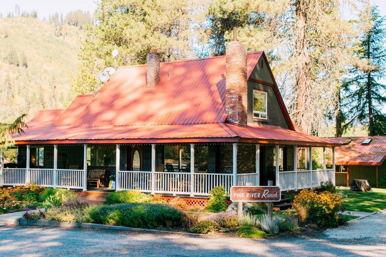 Pine River Ranch B&B Lake Wenatchee Экстерьер фото
