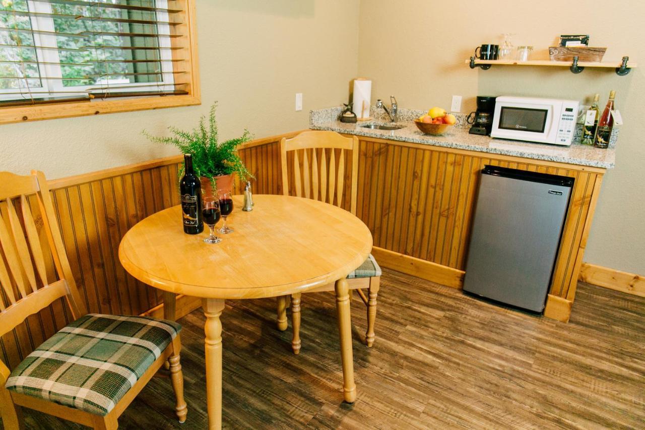 Pine River Ranch B&B Lake Wenatchee Экстерьер фото